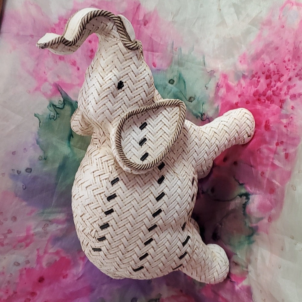 Unique Elephant decor WayfIr basics